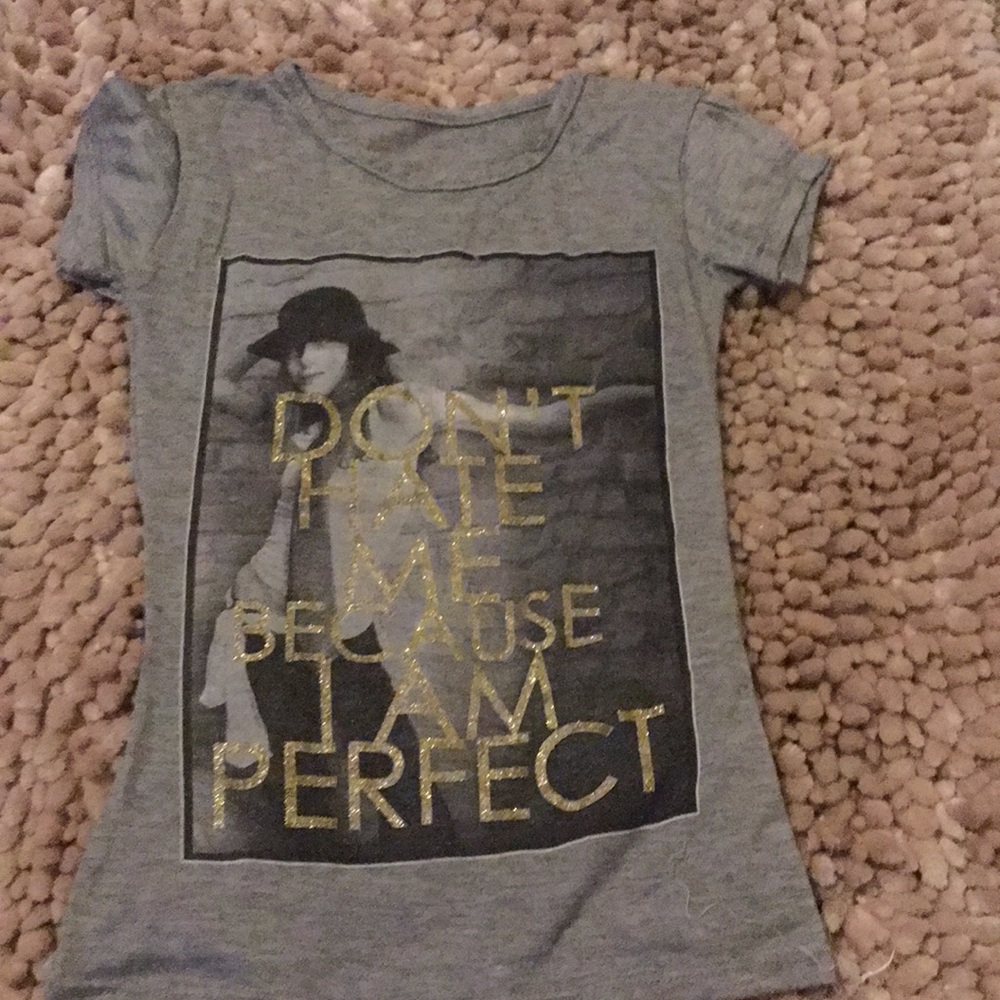 Girl’s tee